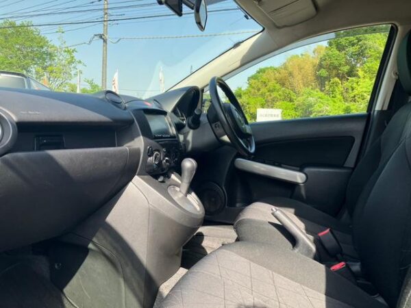 MAZDA DEMIO 2013 - Image 3