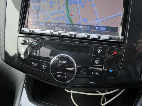 NISSAN SERENA 2013 - Image 11