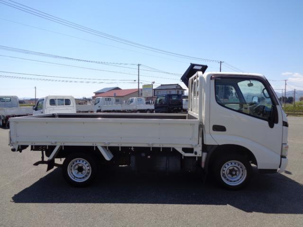 TOYOTA DYNA 2007 SOLD KIRIBATI - Image 12