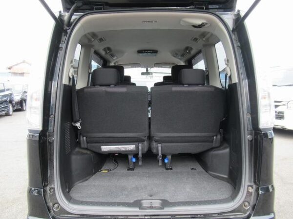 NISSAN SERENA 2013 - Image 14