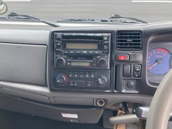 MAZDA TITAN DOUBLE CAB 2009 - Image 15