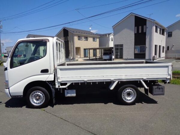 TOYOTA DYNA 2007 SOLD KIRIBATI - Image 2