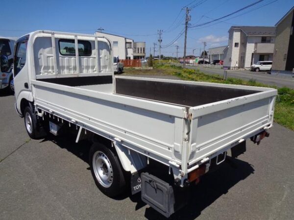 TOYOTA DYNA 2007 SOLD KIRIBATI - Image 3