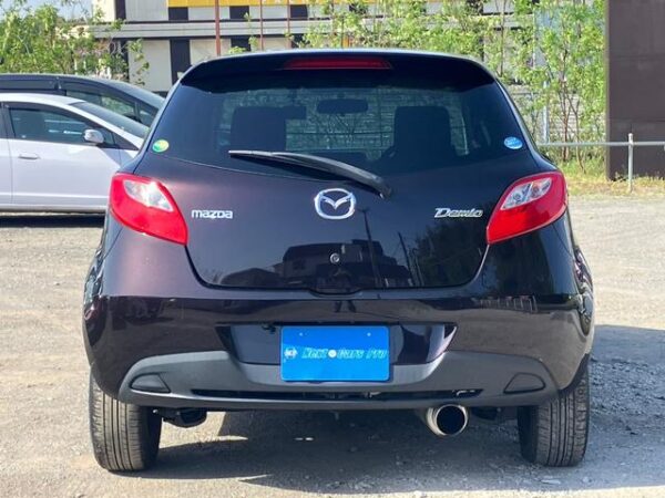 MAZDA DEMIO 2013 - Image 7