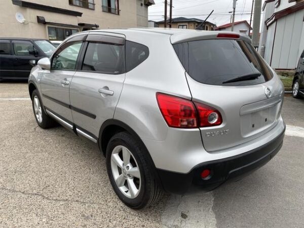 NISSAN DUALIS 2010 - Image 6