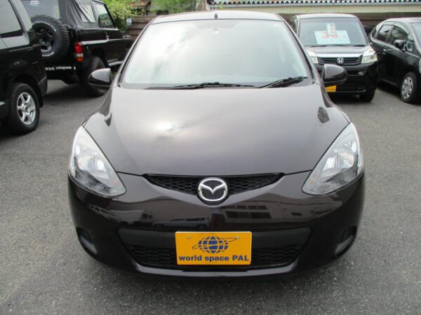 MAZDA DEMIO 2010