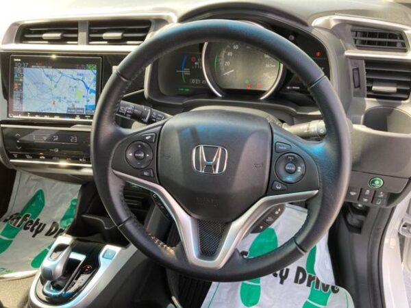 HONDA FIT 2018 - Image 11