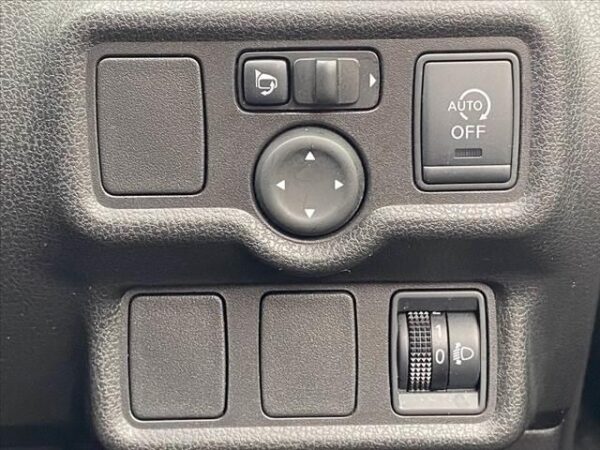 NISSAN NOTE 2013 - Image 12