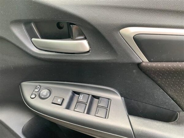 HONDA FIT 2017 - Image 14