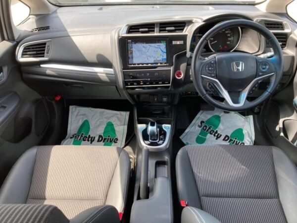 HONDA FIT 2018 - Image 15
