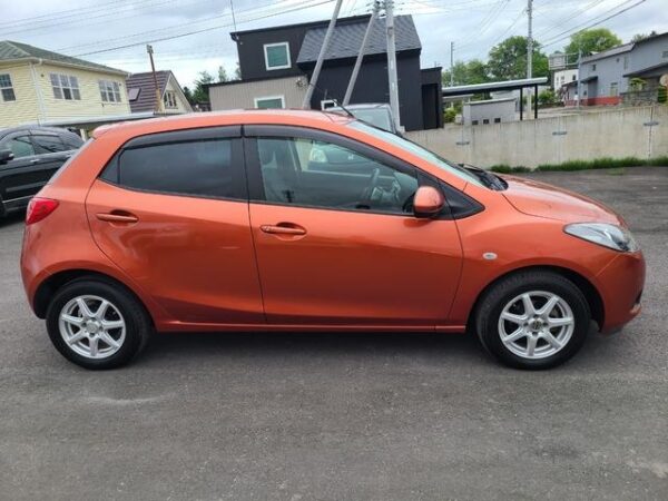 MAZDA DEMIO 2008 - Image 15