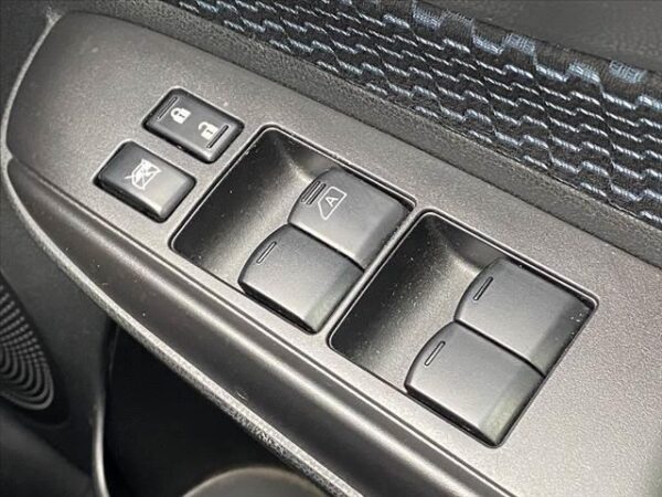 NISSAN NOTE 2013 - Image 15