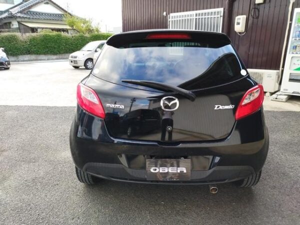MAZDA DEMIO 2010 - Image 14