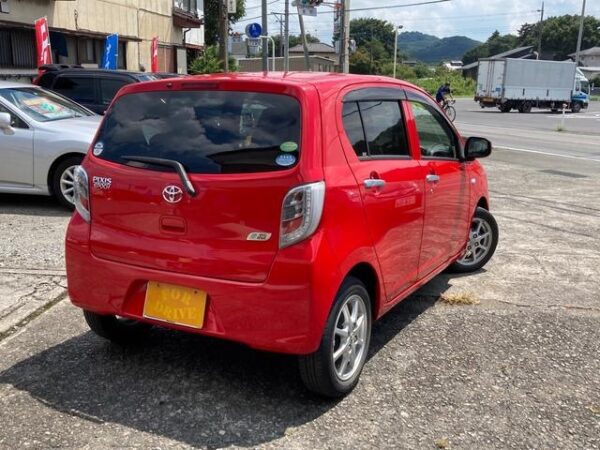 TOYOTA PIXIS EPOCH 2015 - Image 4