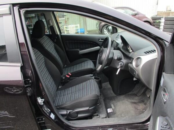 MAZDA DEMIO 2010 - Image 4