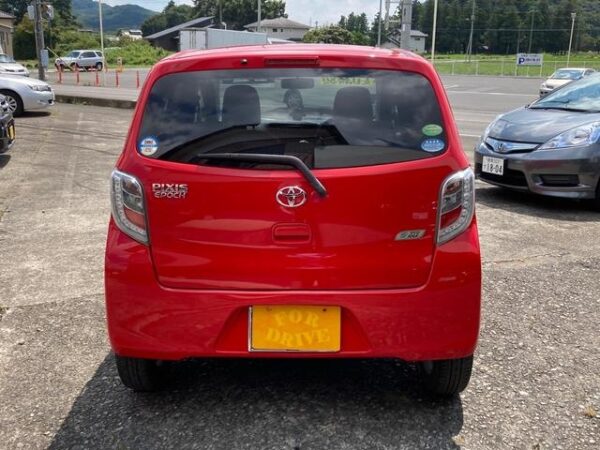 TOYOTA PIXIS EPOCH 2015 - Image 5
