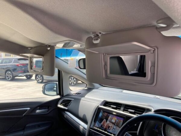 HONDA FIT 2018 - Image 5