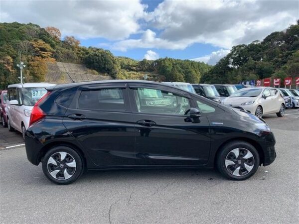 HONDA FIT 2017 - Image 6