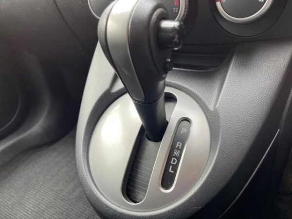 MAZDA DEMIO 2009 - Image 4