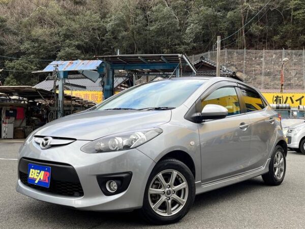 MAZDA DEMIO 2009