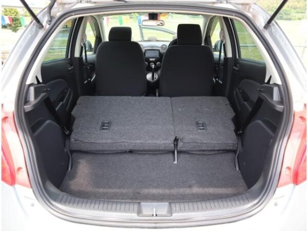 MAZDA DEMIO 2010 SILVER - Image 2