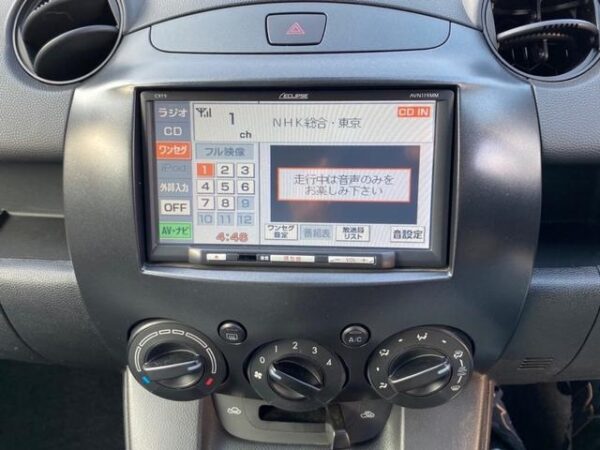 MAZDA DEMIO 2008 - Image 10