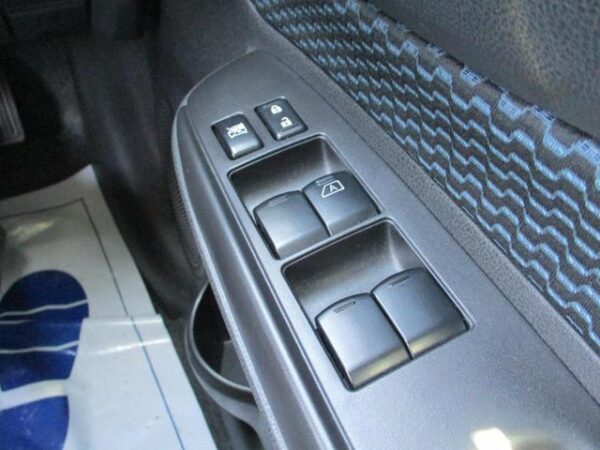NISSAN NOTE 2013 - Image 18