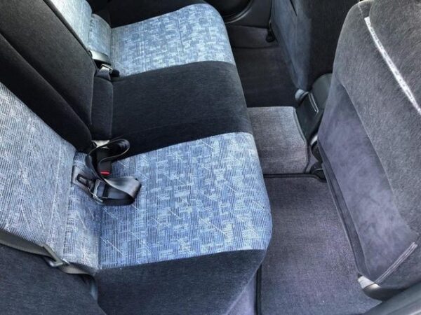 NISSAN BLUEBIRD - Image 19