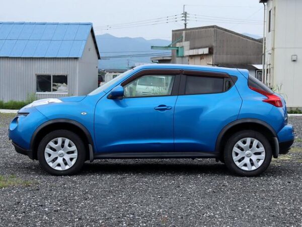 NISSAN JUKE 2011 - Image 3