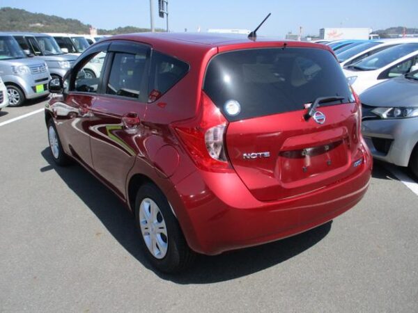 NISSAN NOTE 2013 - Image 4