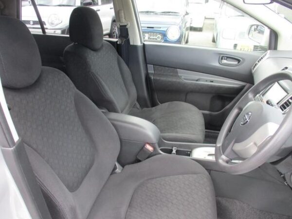 NISSAN WINGROAD 2013 - Image 8