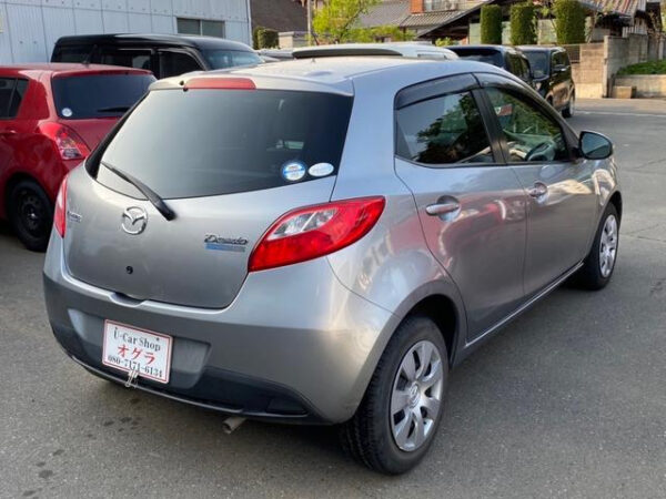 MAZDA DEMIO 2008 - Image 5
