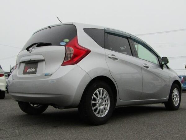 NISSAN NOTE 2013 - Image 5