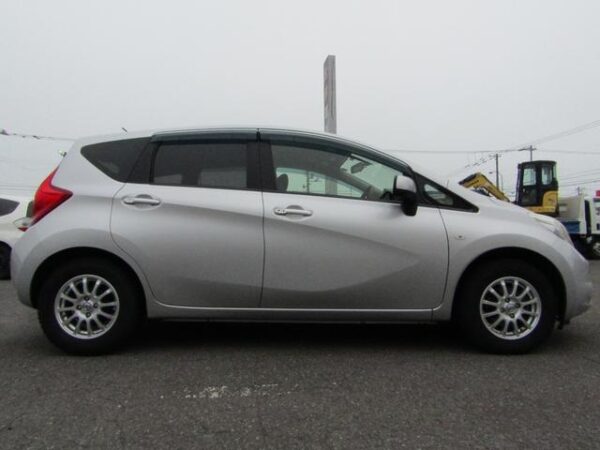 NISSAN NOTE 2013 - Image 7