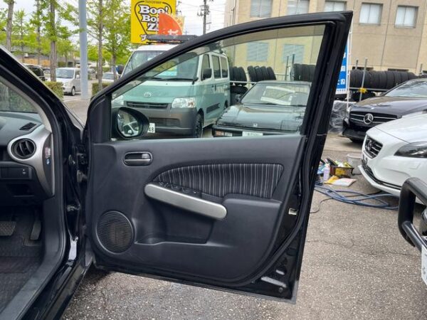 MAZDA DEMIO 2008 - Image 8