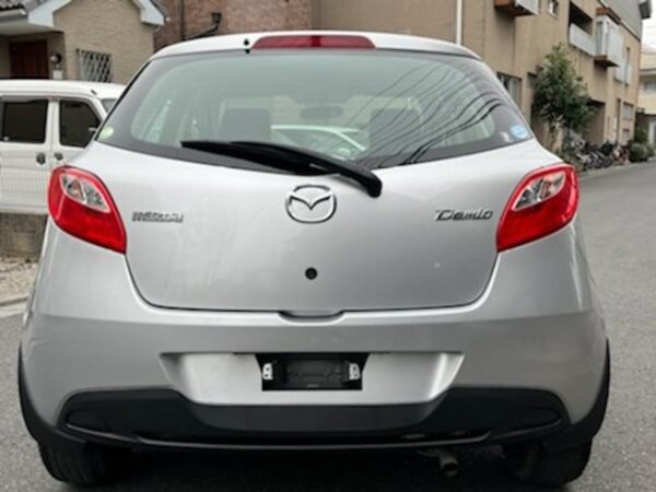 MAZDA DEMIO 2007 SILVER M - Image 10