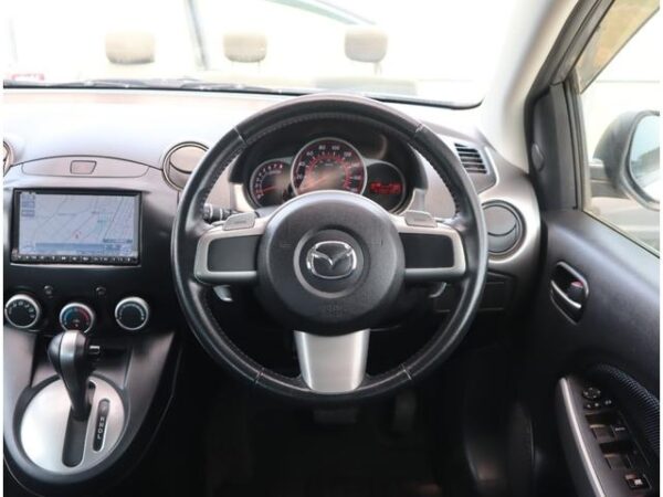 MAZDA DEMIO 2010 SILVER - Image 7