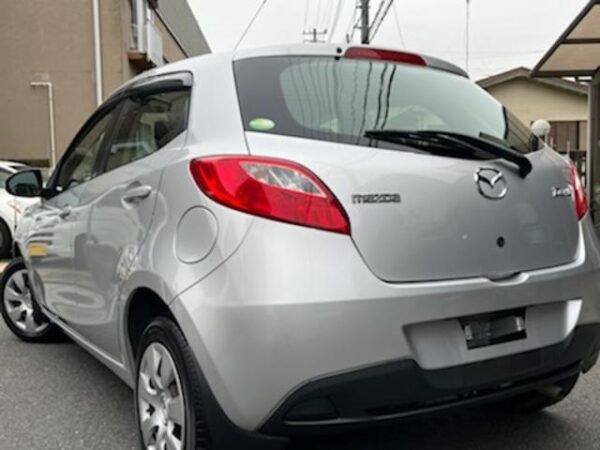 MAZDA DEMIO 2007 SILVER M - Image 11
