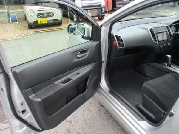NISSAN WINGROAD 2013 - Image 12