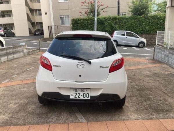 MAZDA DEMIO 2007 - Image 9