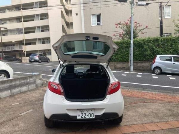 MAZDA DEMIO 2007 - Image 5