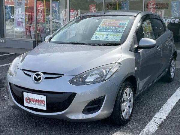 MAZDA DEMIO 2013