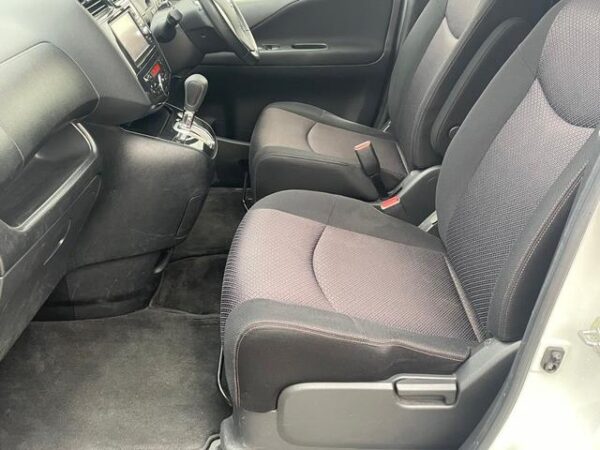 NISSAN SERENA 2013 - Image 12