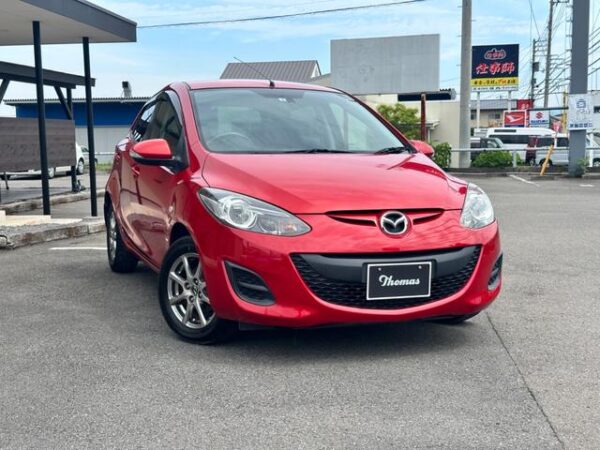 MAZDA DEMIO 2013 - Image 11