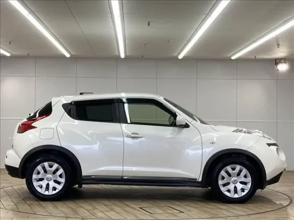 NISSAN JUKE 2013 - Image 11