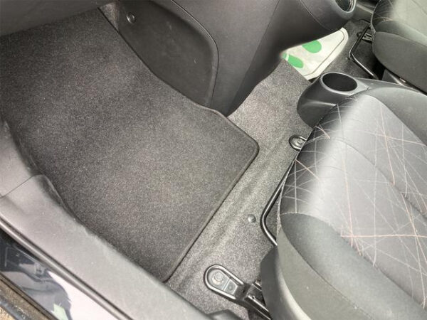 MAZDA DEMIO 2008 - Image 14