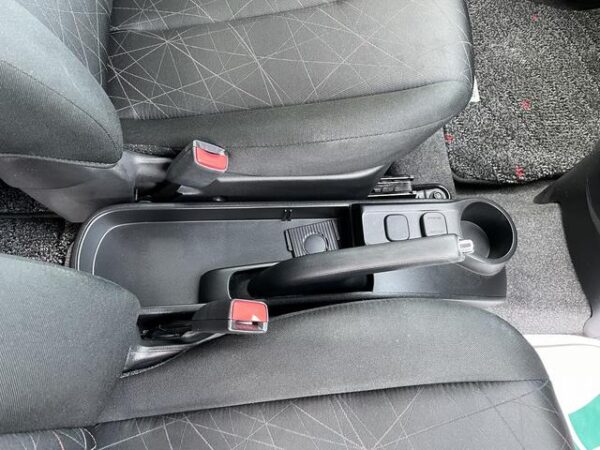 MAZDA DEMIO 2013 - Image 17