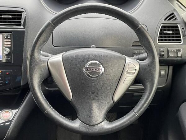 NISSAN SERENA 2013 - Image 17
