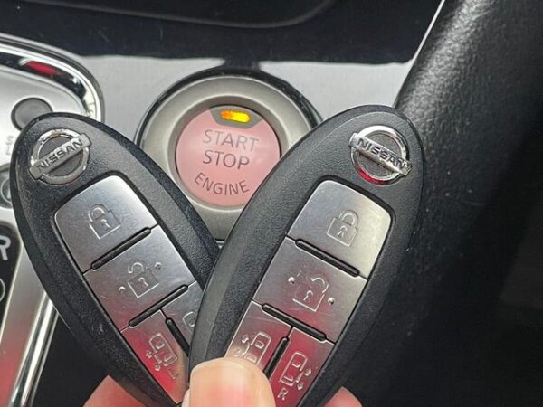 NISSAN SERENA 2013 - Image 19