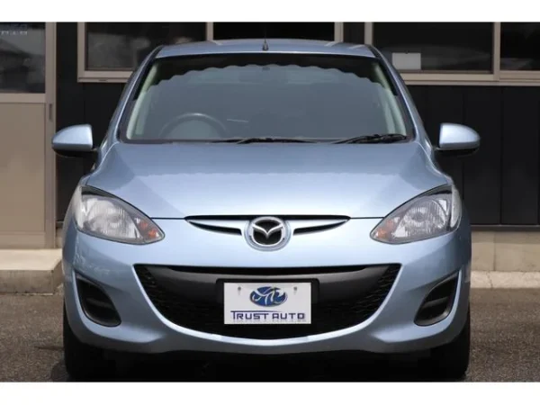 MAZDA DEMIO 2013 - Image 2